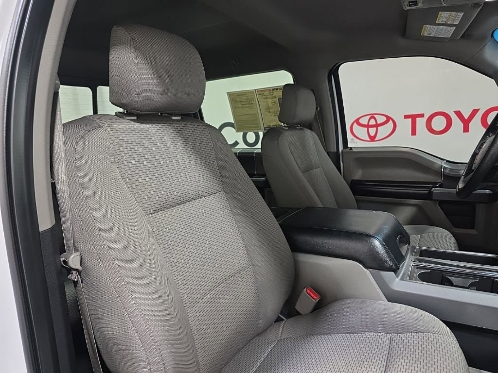 Used 2016 Ford F150 XLT w/ Equipment Group 302A Luxury image 11