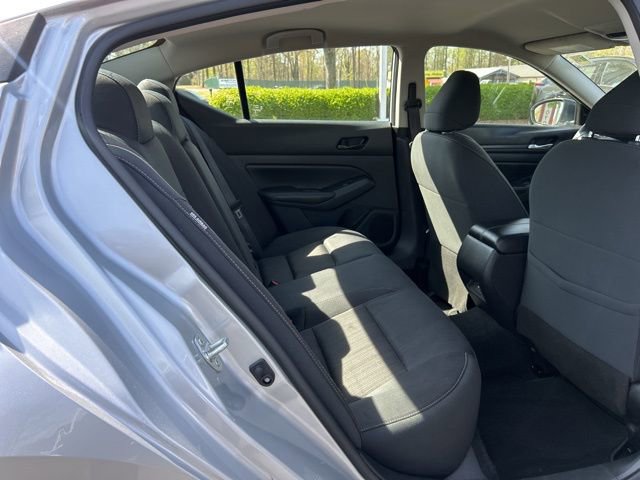 Used 2024 Nissan Altima 2.5 SV image 17
