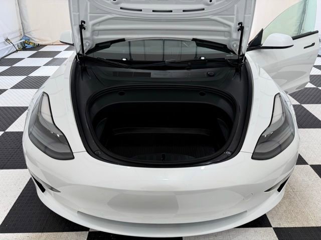 Used 2022 Tesla Model 3 Performance image 10