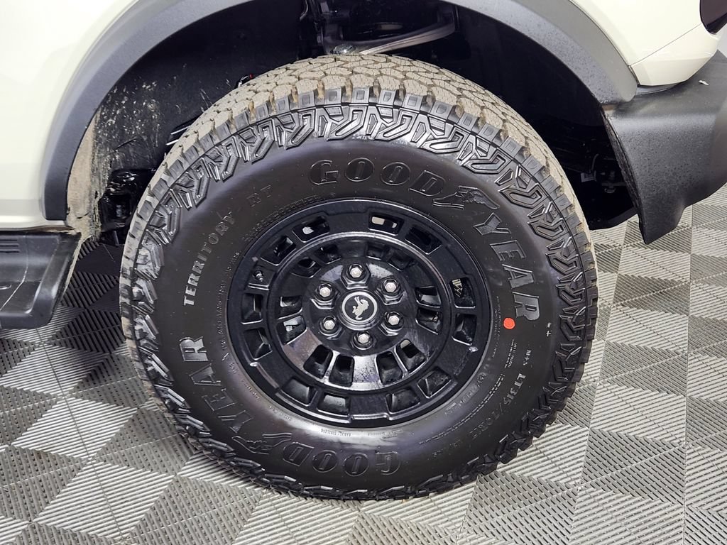 New 2026 Ford Bronco Outer Banks w/ Sasquatch Package AWD/4WD image 9
