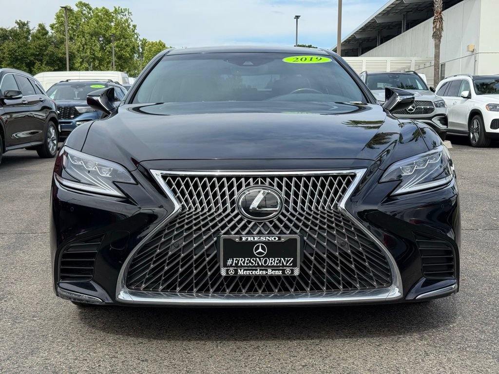 Used 2019 Lexus LS 500 w/ Accessory Package (Z2) RWD image 17