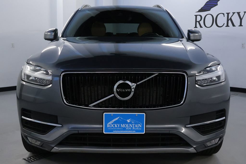 Used 2019 Volvo XC90 T6 Momentum image 2