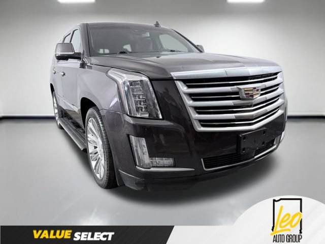 Used 2016 Cadillac Escalade Platinum AWD/4WD image 4