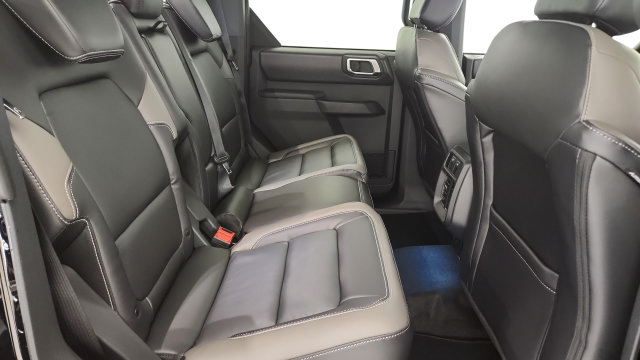 Used 2025 Ford Bronco Outer Banks AWD/4WD image 22