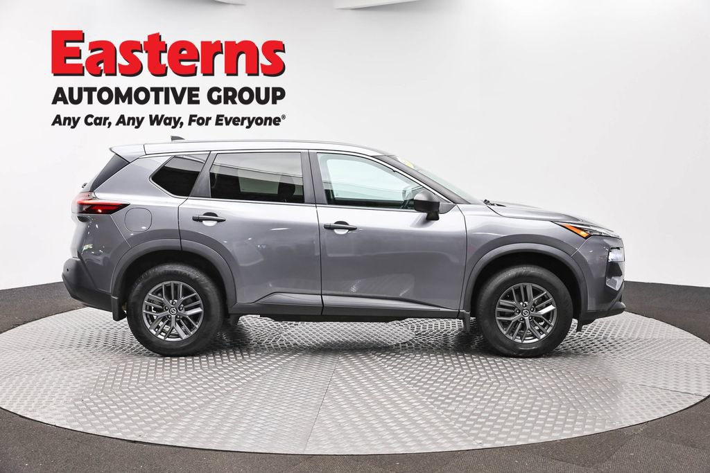 Used 2021 Nissan Rogue S AWD/4WD image 4