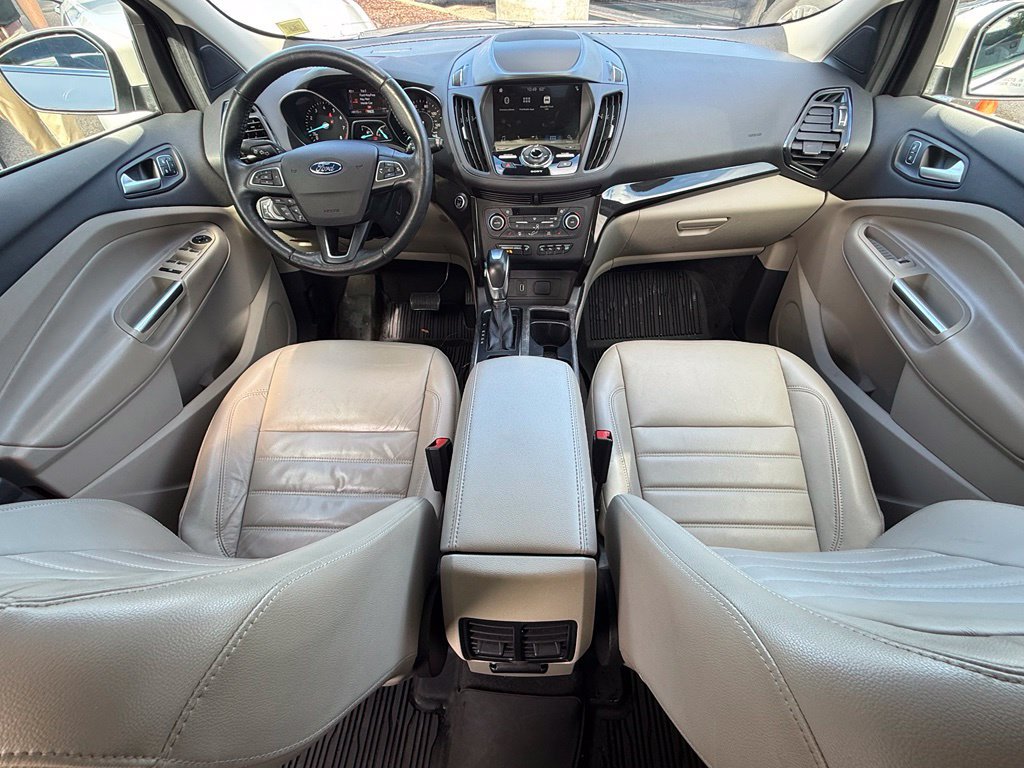 Certified 2019 Ford Escape Titanium AWD/4WD image 23