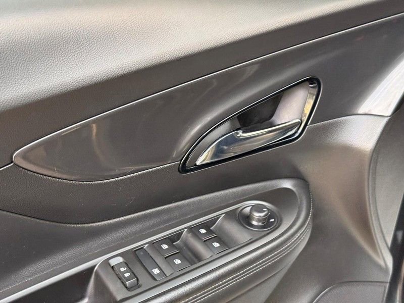 Used 2017 Buick Encore Preferred image 18
