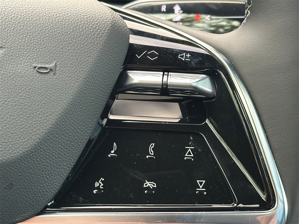 New 2026 Cadillac Vistiq Sport image 35