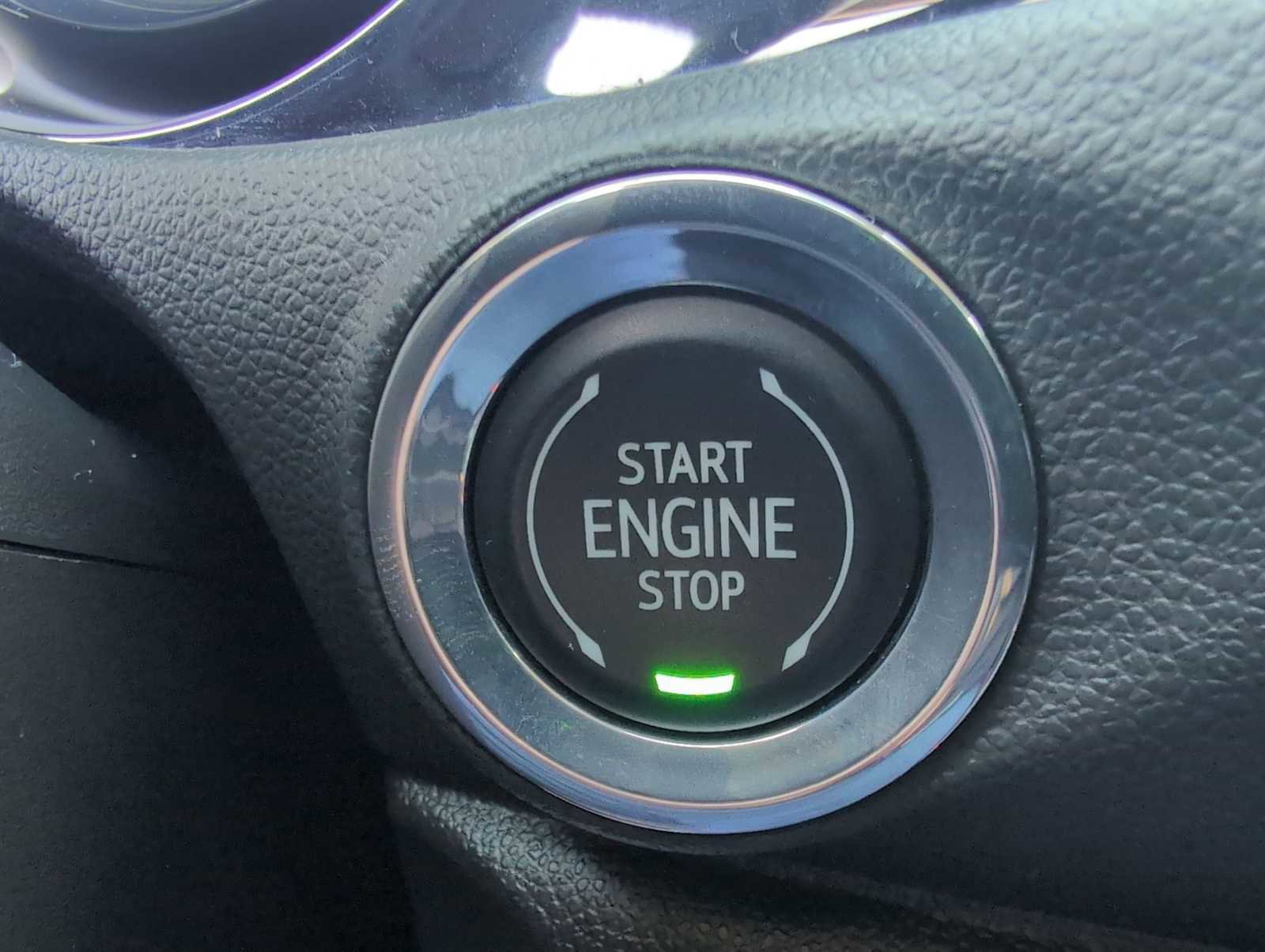 Used 2022 Buick Encore GX Select image 16