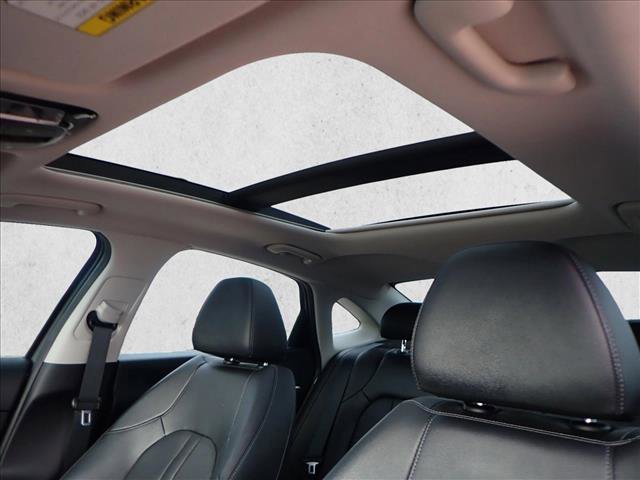 Used 2022 Hyundai Sonata Limited image 12