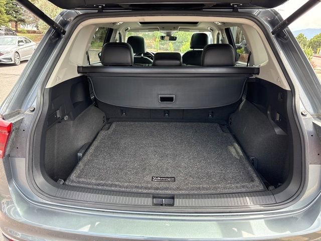 Used 2022 Volkswagen Tiguan SE AWD/4WD image 3