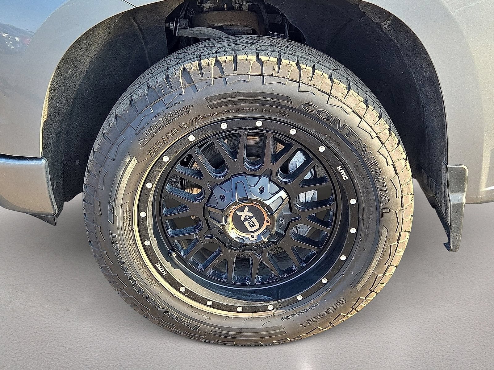 Used 2024 Chevrolet Silverado 1500 High Country w/ Technology Package AWD/4WD image 11