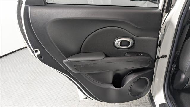 Used 2017 Kia Soul + w/ Designer's Package image 14