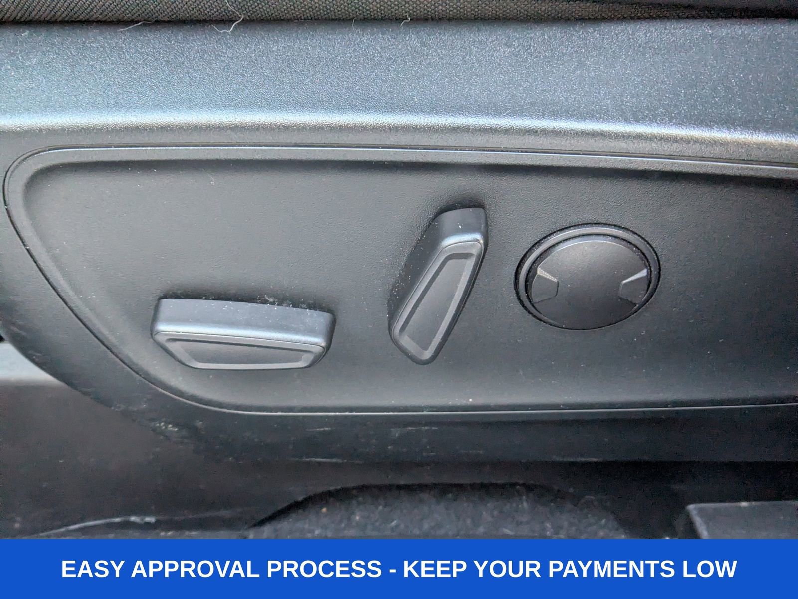 Used 2022 Ford Escape SEL w/ Technology Package image 17