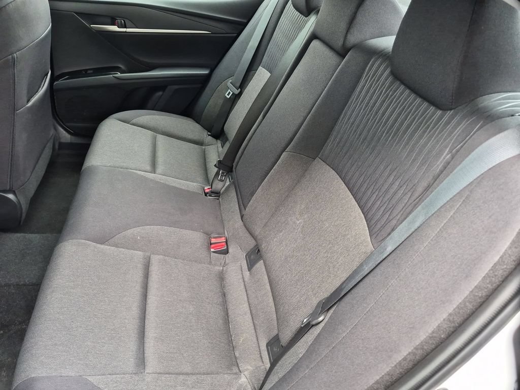 Used 2025 Toyota Camry LE FWD image 27
