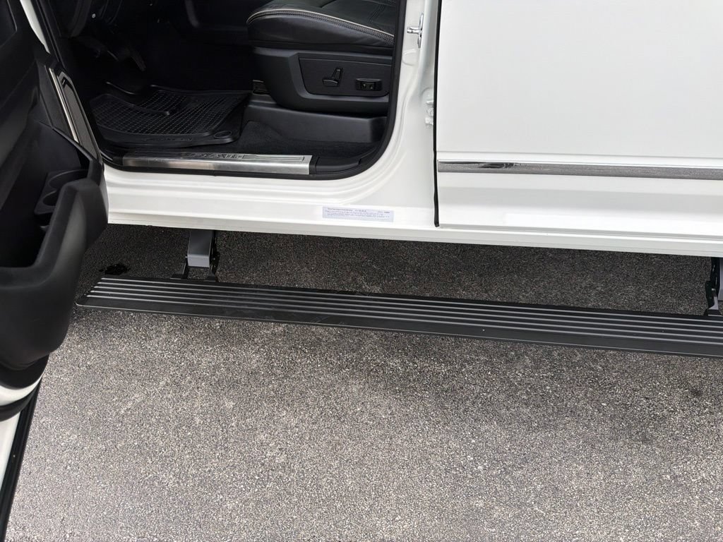 Used 2019 RAM 3500 Limited AWD/4WD image 9