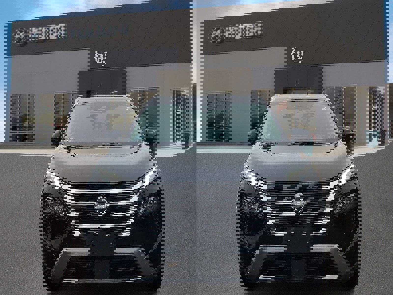 Used 2024 Nissan Rogue SL image 8