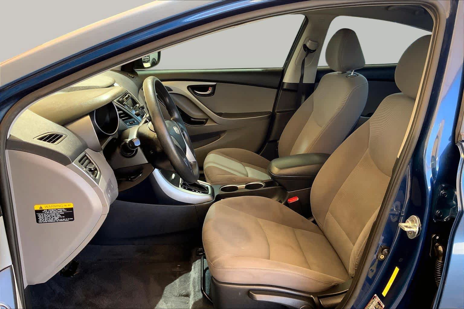 Used 2014 Hyundai Elantra SE FWD image 7