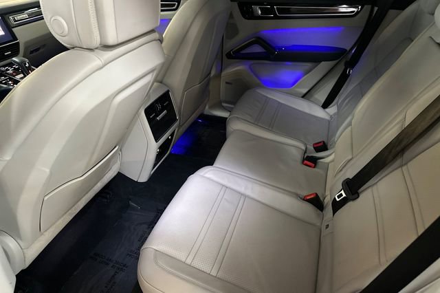 Used 2020 Porsche Cayenne S image 14