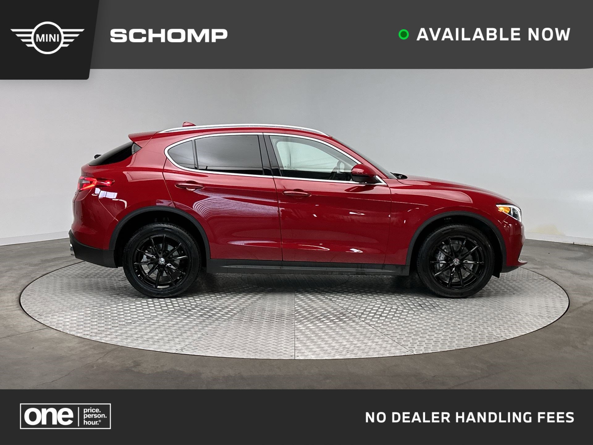 Used 2018 Alfa Romeo Stelvio Ti image 1