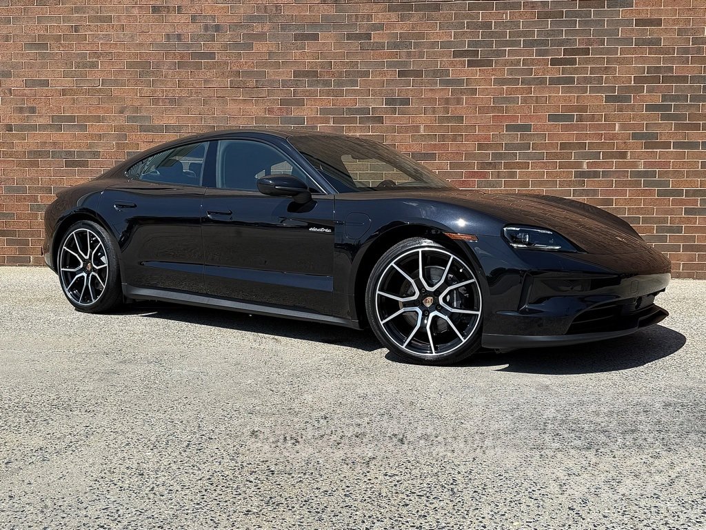 New 2025 Porsche Taycan image 9