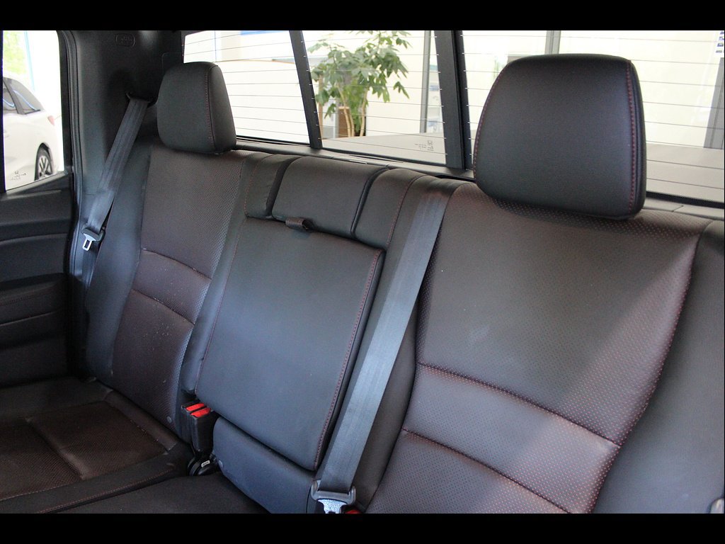 Used 2023 Honda Ridgeline Black Edition image 17