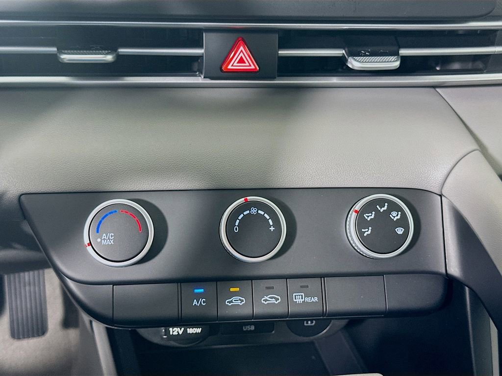 New 2026 Hyundai Elantra SE FWD image 13