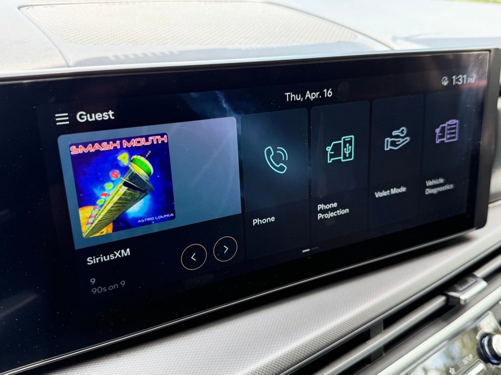 Certified 2025 Hyundai Santa Fe SEL image 20