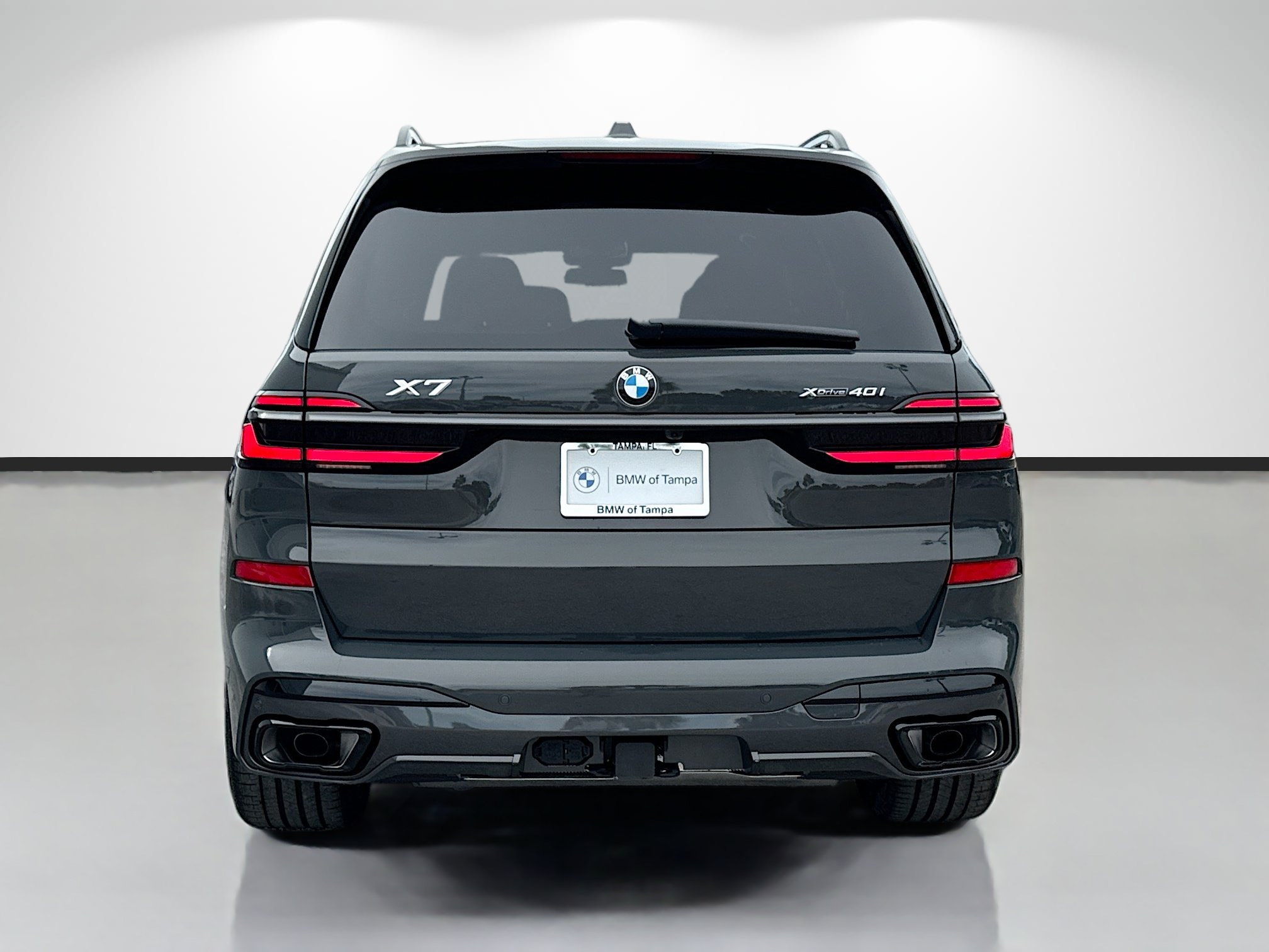 New 2027 BMW X7 xDrive40i w/ M Sport Package AWD/4WD image 4