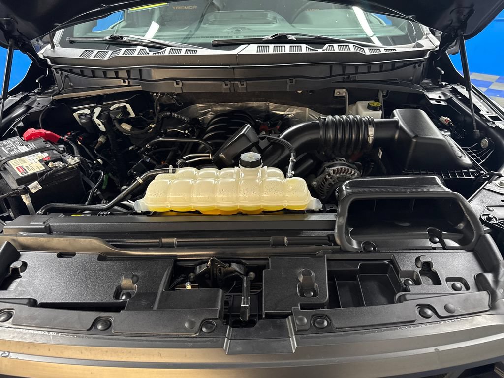 Certified 2025 Ford F150 Tremor AWD/4WD image 23