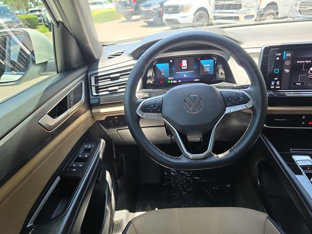 Used 2024 Volkswagen Atlas Cross Sport SE FWD image 14