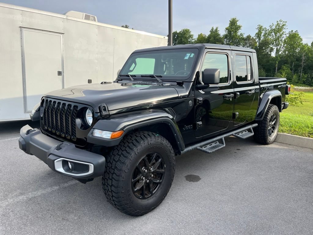 Used 2023 Jeep Gladiator Sport