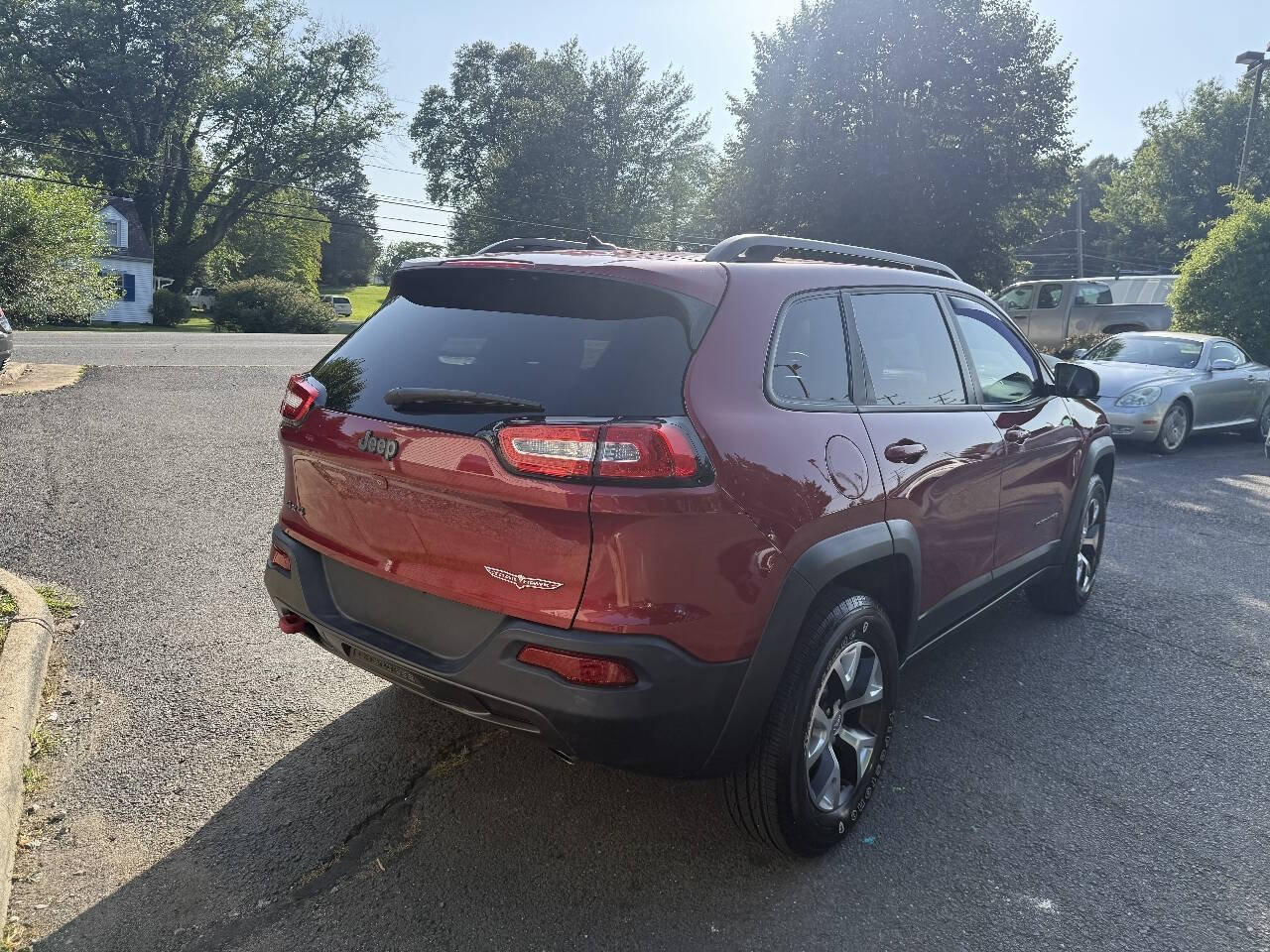 Used 2014 Jeep Cherokee Trailhawk w/ Comfort/Convenience Group AWD/4WD image 7