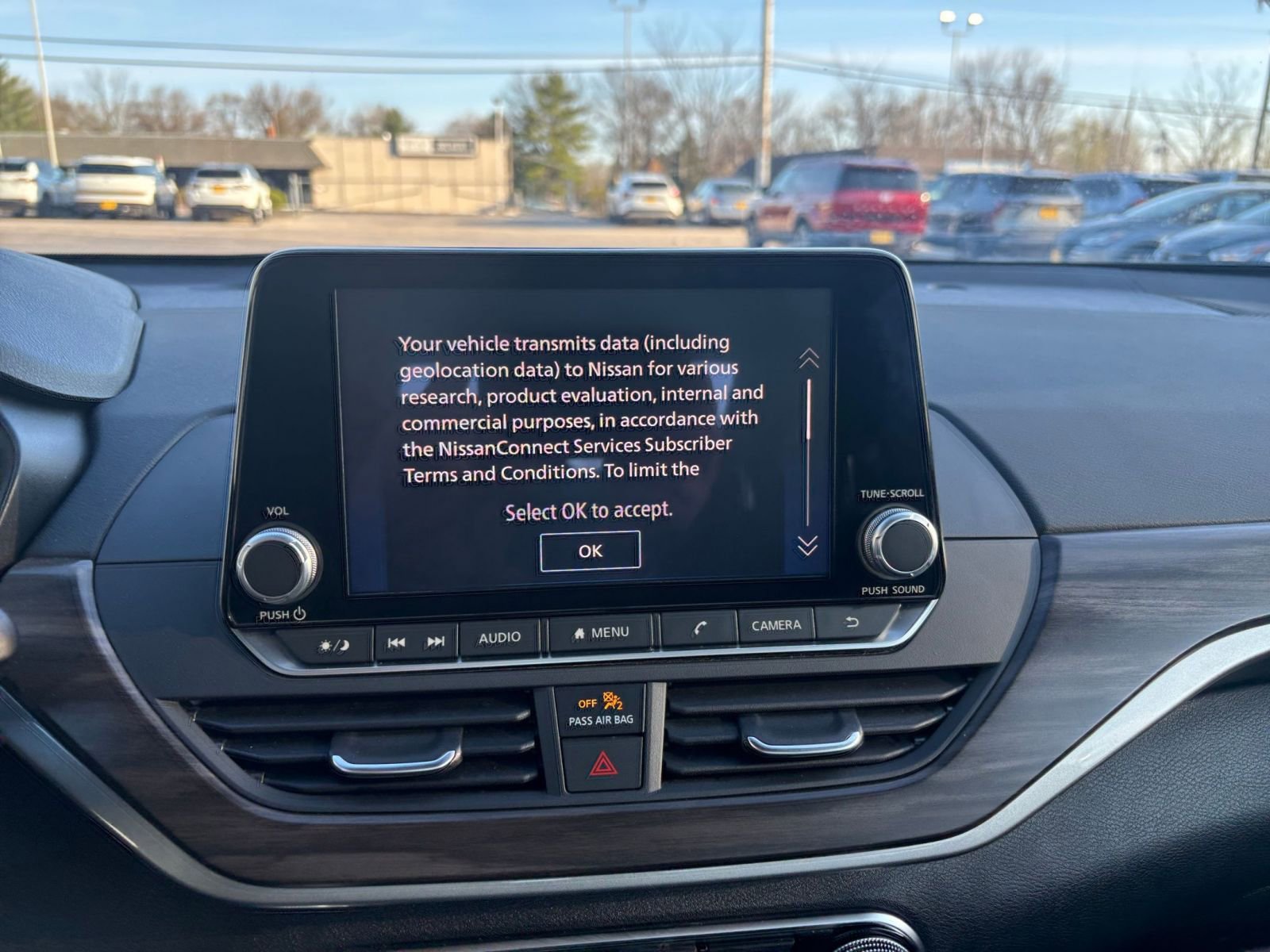 Used 2025 Nissan Altima 2.5 SV FWD image 20