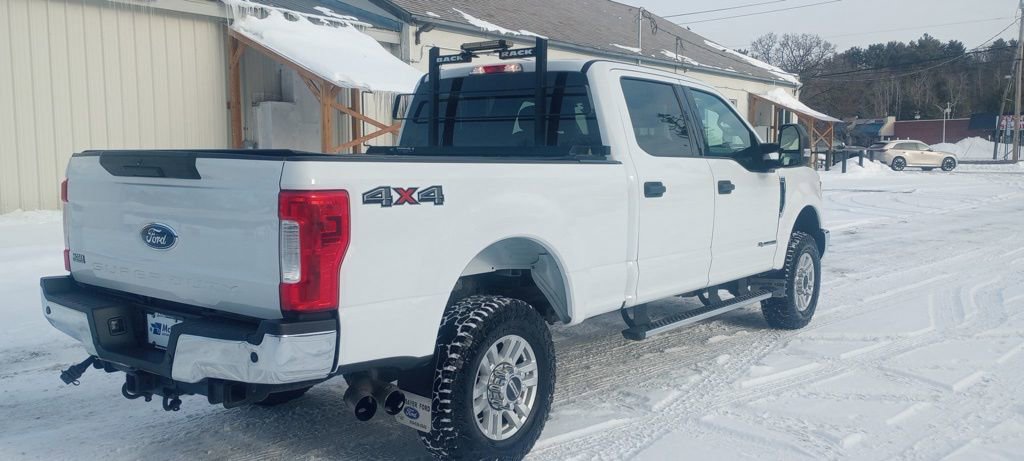 Used 2017 Ford F350 XLT w/ XLT Value Package image 7