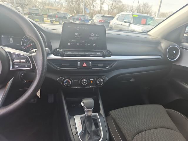 Used 2023 Kia Forte LXS w/ LXS Technology Package image 18