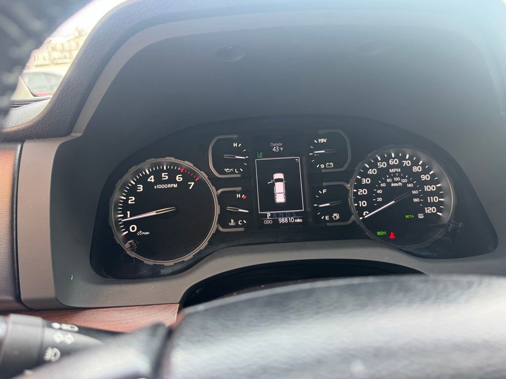 Used 2019 Toyota Tundra Limited w/ Limited Premium Package image 25