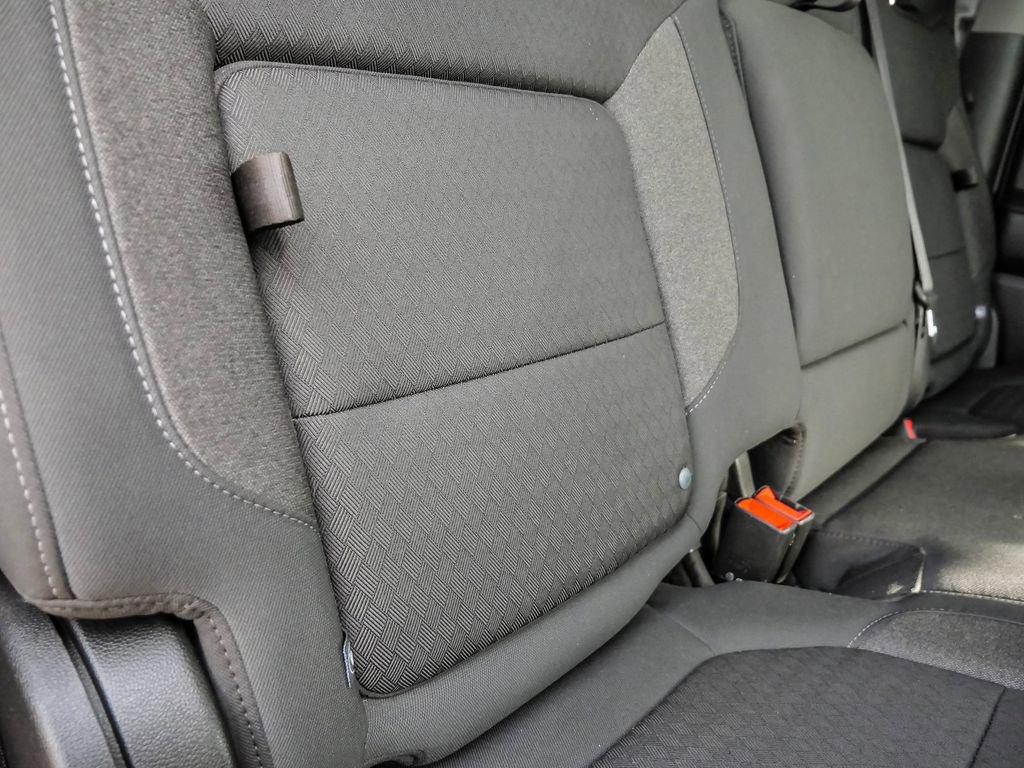 Used 2020 GMC Sierra 1500 Elevation w/ Elevation Value Package image 22