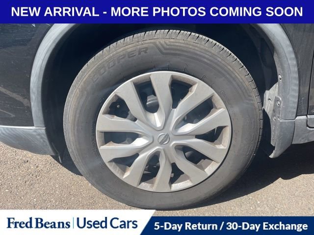 Used 2019 Nissan Rogue S image 14