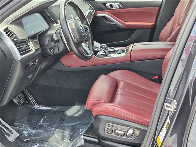 Used 2022 BMW X6 xDrive40i w/ M Sport Package AWD/4WD image 16