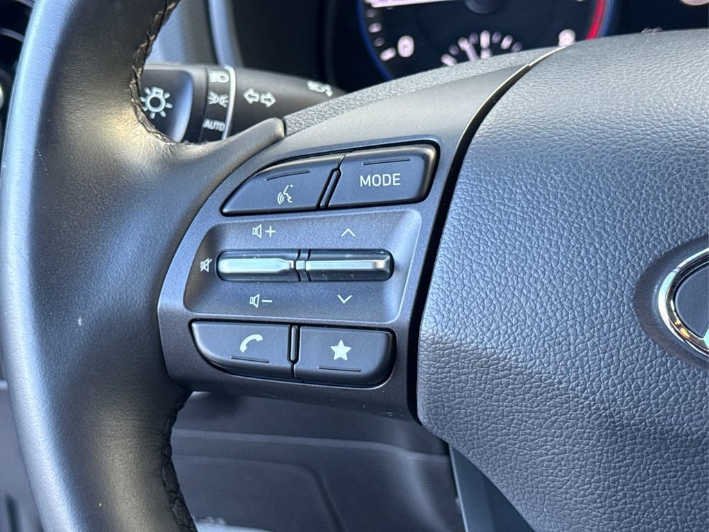 Certified 2023 Hyundai Kona SEL w/ Convenience Package image 29