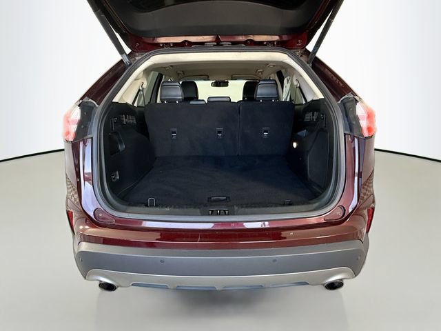 Used 2020 Ford Edge Titanium AWD/4WD image 32