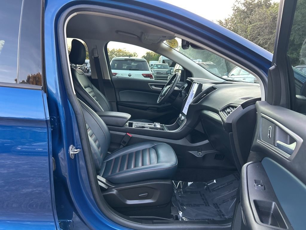 Used 2023 Ford Edge SEL w/ Sport Appearance Package image 38