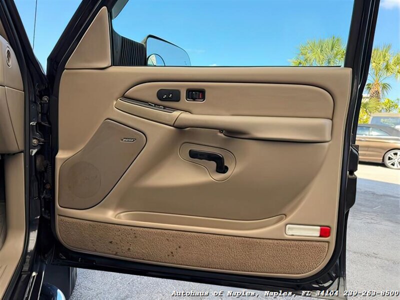 Used 2004 Chevrolet Silverado 2500 LT image 35