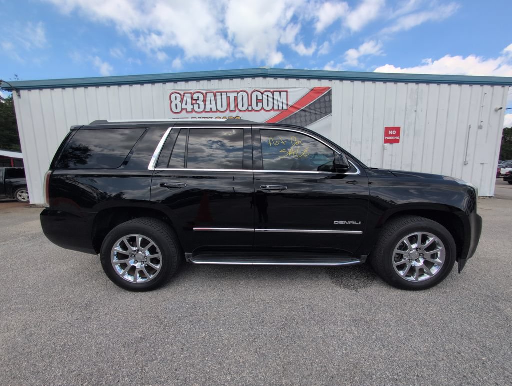 Used 2017 GMC Yukon Denali w/ Open Road Package AWD/4WD image 9