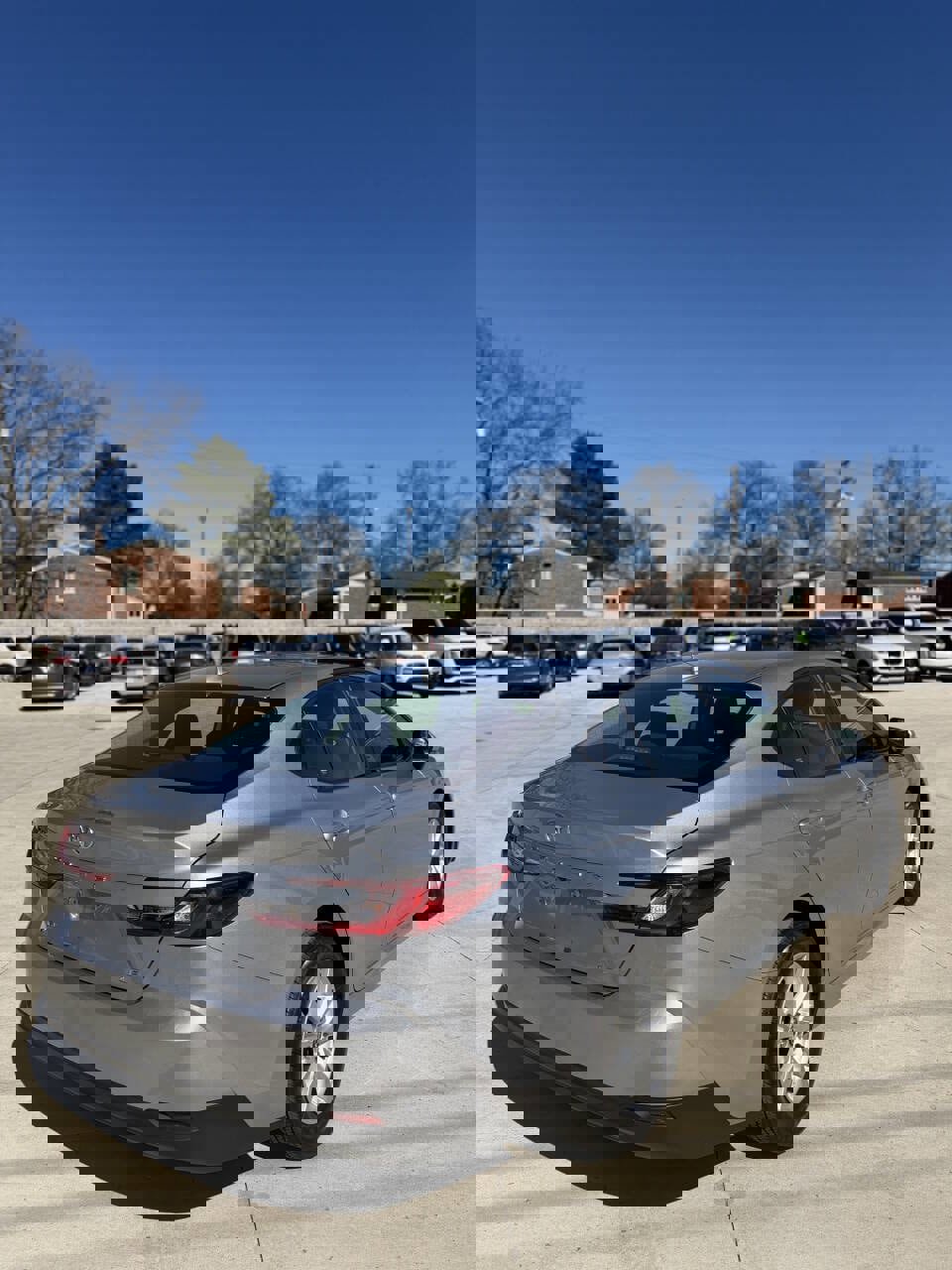 Used 2025 Toyota Camry LE FWD image 6