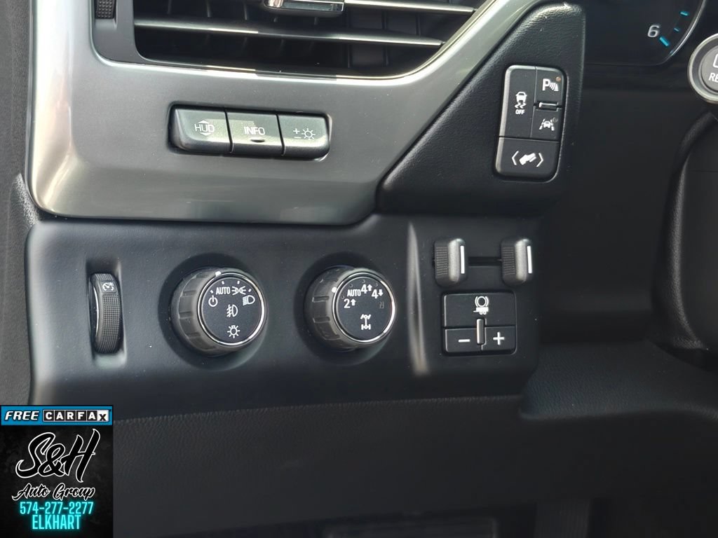 Used 2018 Chevrolet Suburban Premier w/ Max Trailering Package AWD/4WD image 12