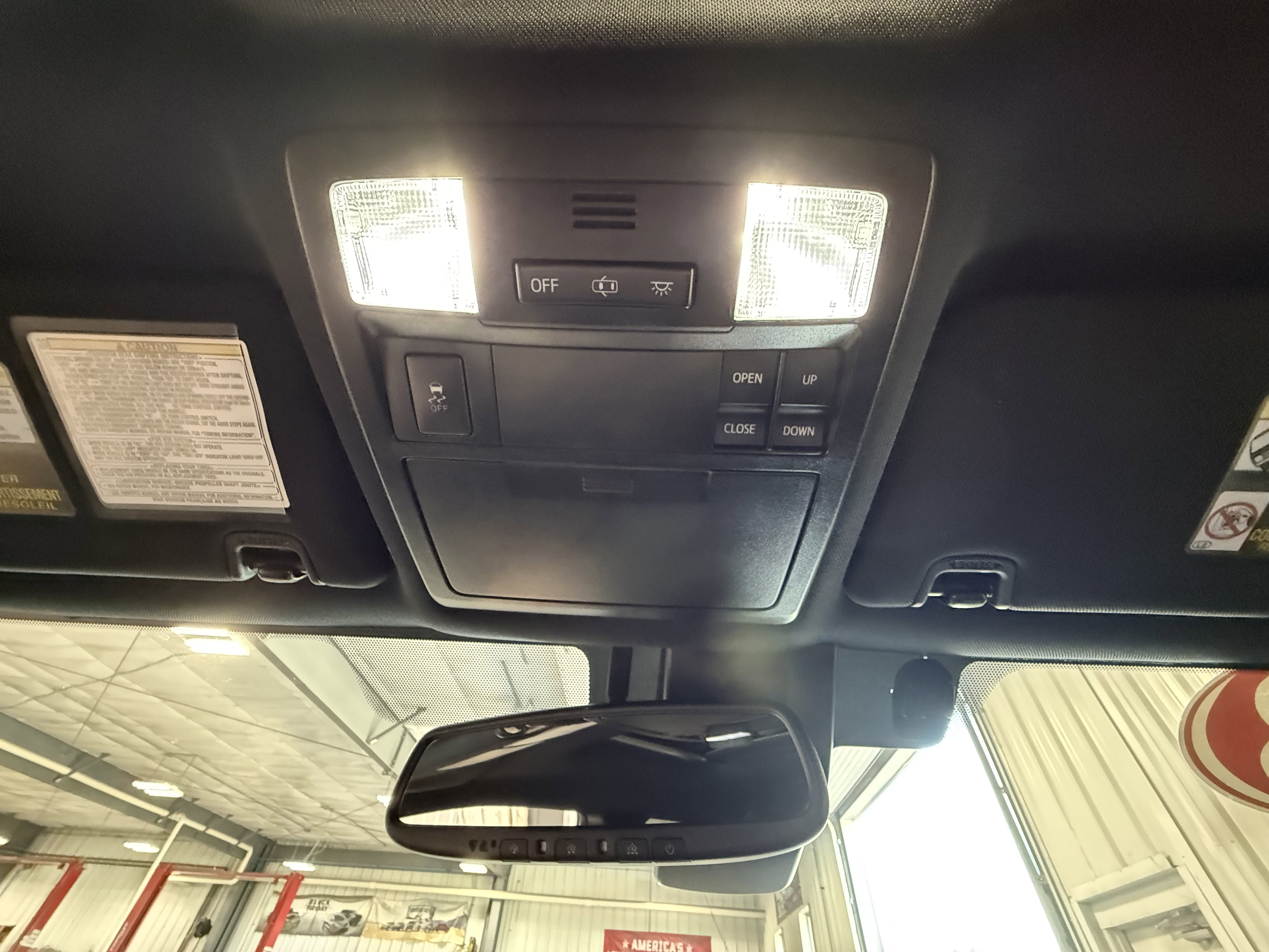 Used 2018 Toyota Tacoma Limited image 20