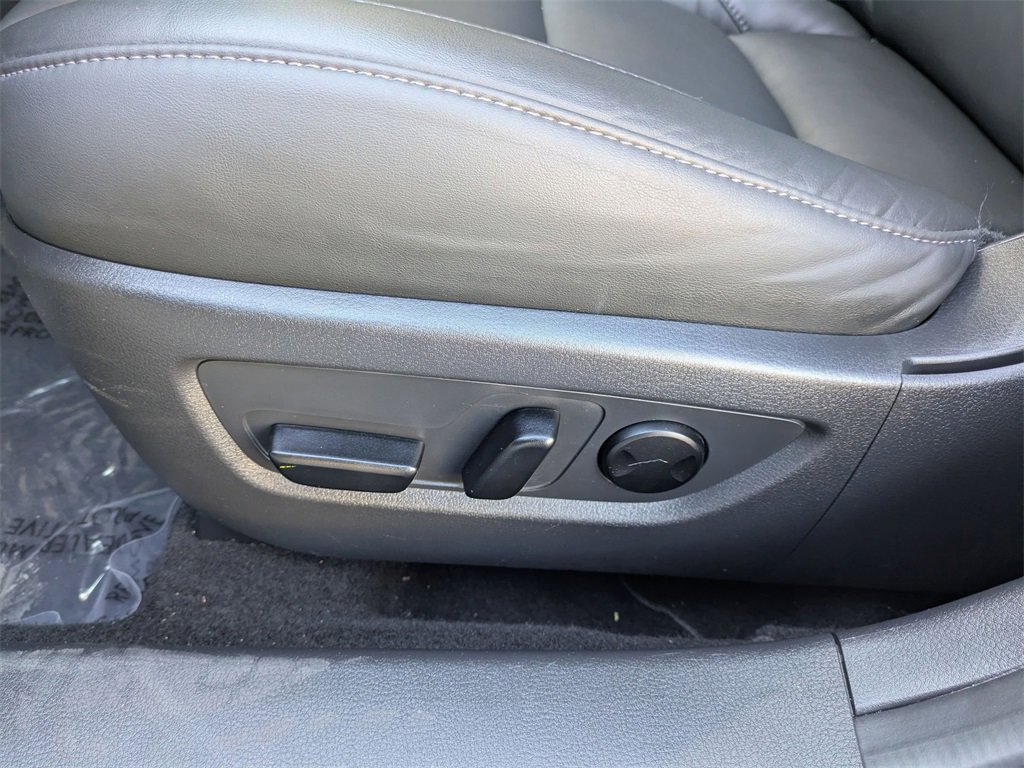 Used 2025 MAZDA CX-30 AWD 2.5 S w/ Preferred Package image 14