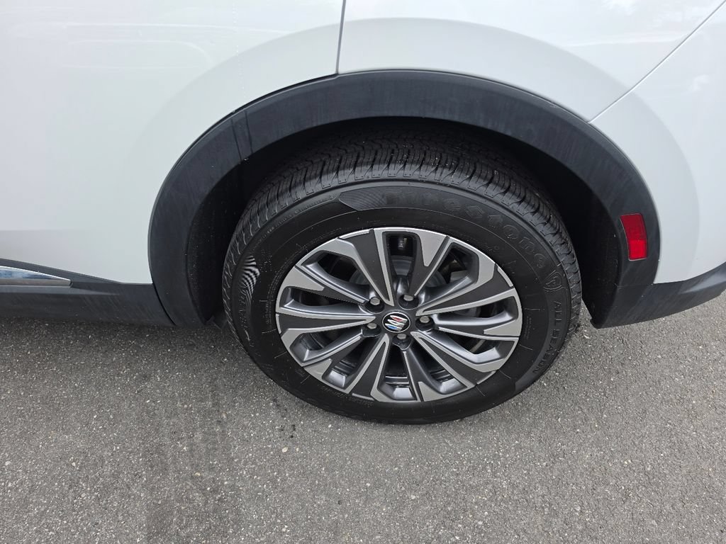 Used 2024 Buick Envision Preferred AWD/4WD image 7